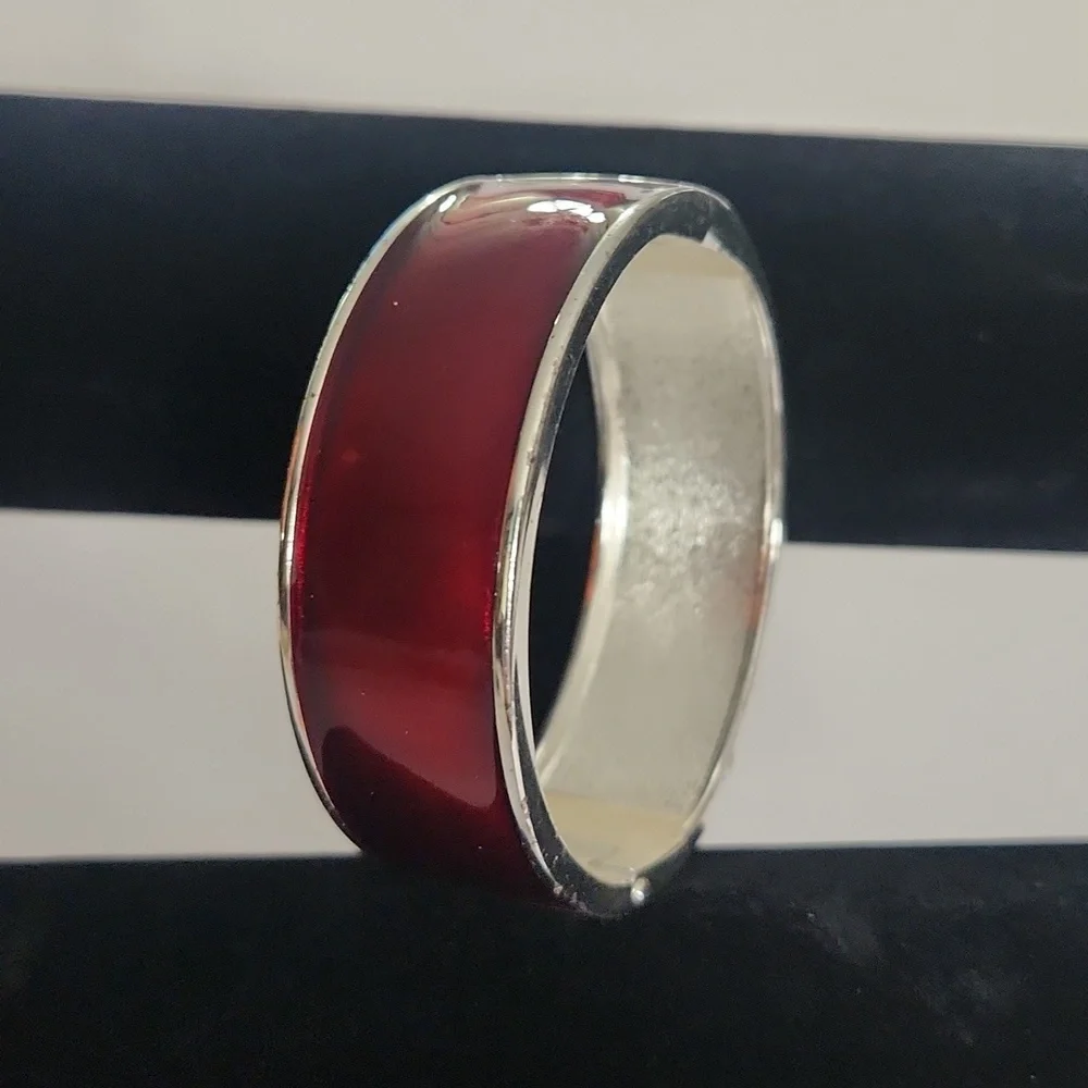 Silver & Deep Red Merlot Enamel Hinge Bangle Bracelet – Modern Statement Cuff - Picture 4 of 8